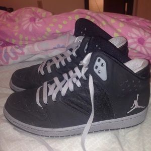 air jordans size 9.5/11